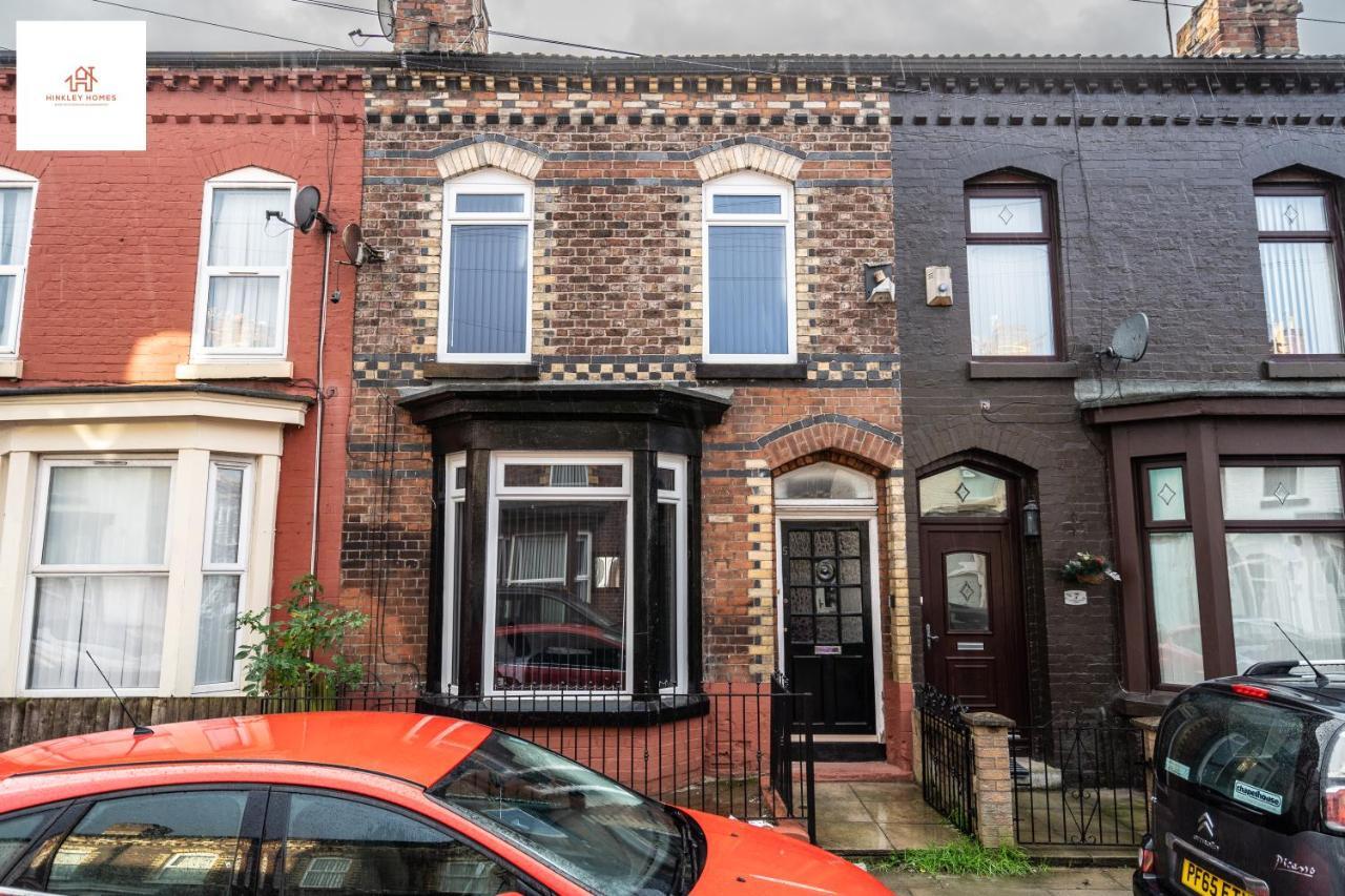 Immaculate 4 Bed In By Hinkley Homes Short Lets & Serviced *