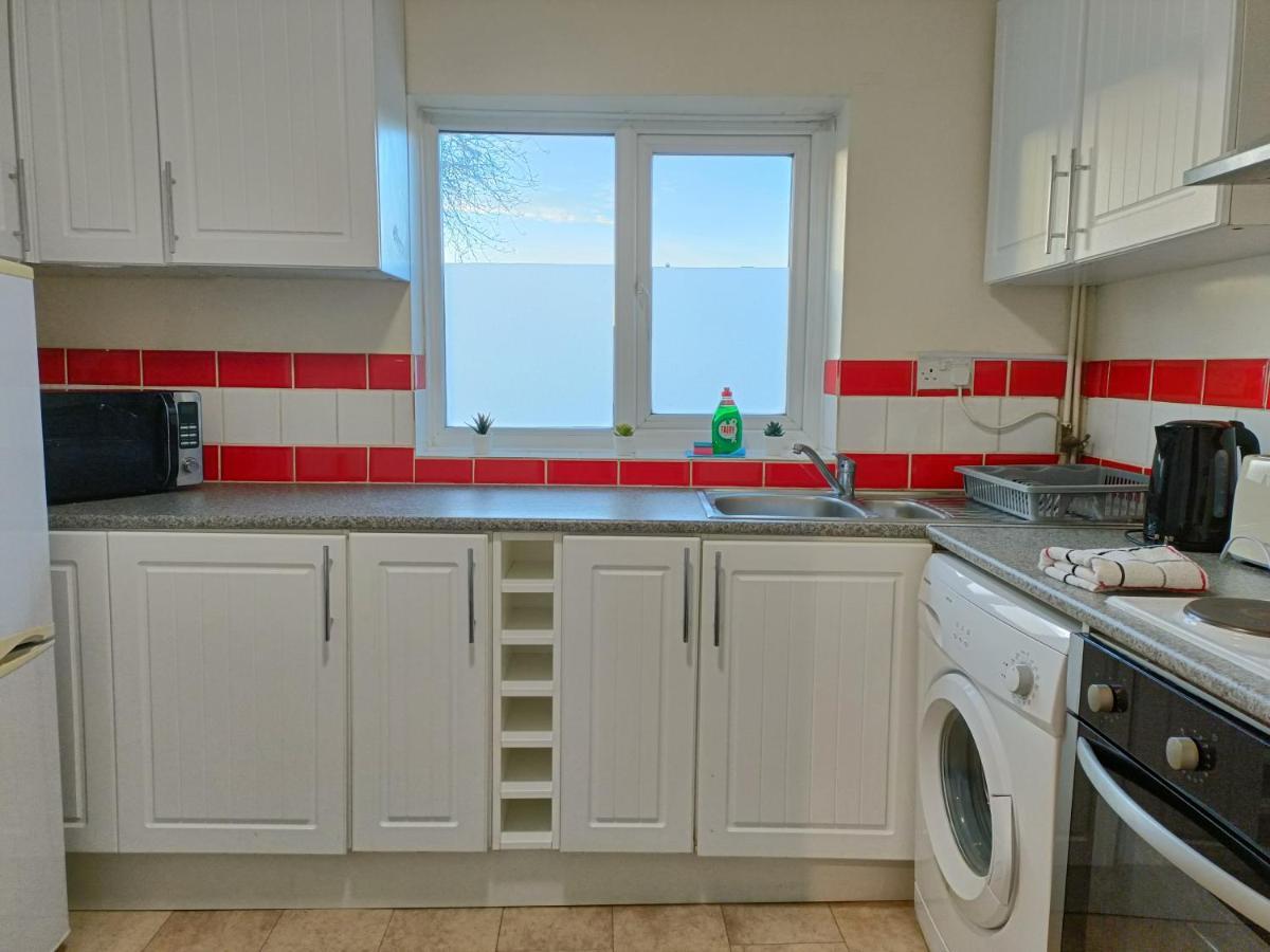 Bright, Comfortable Home, Convenient For Centre Holiday home *