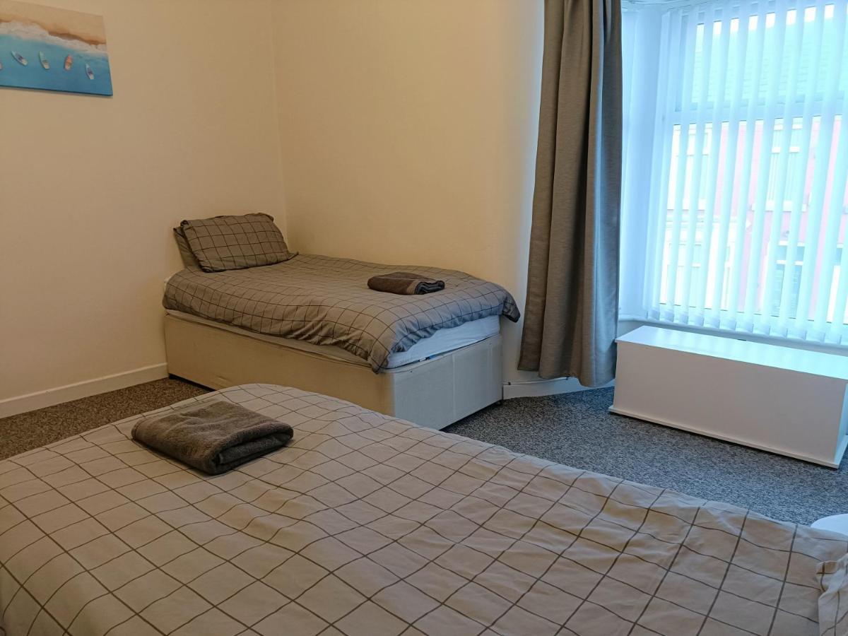 Bright, Comfortable Home, Convenient For Centre * Liverpool
