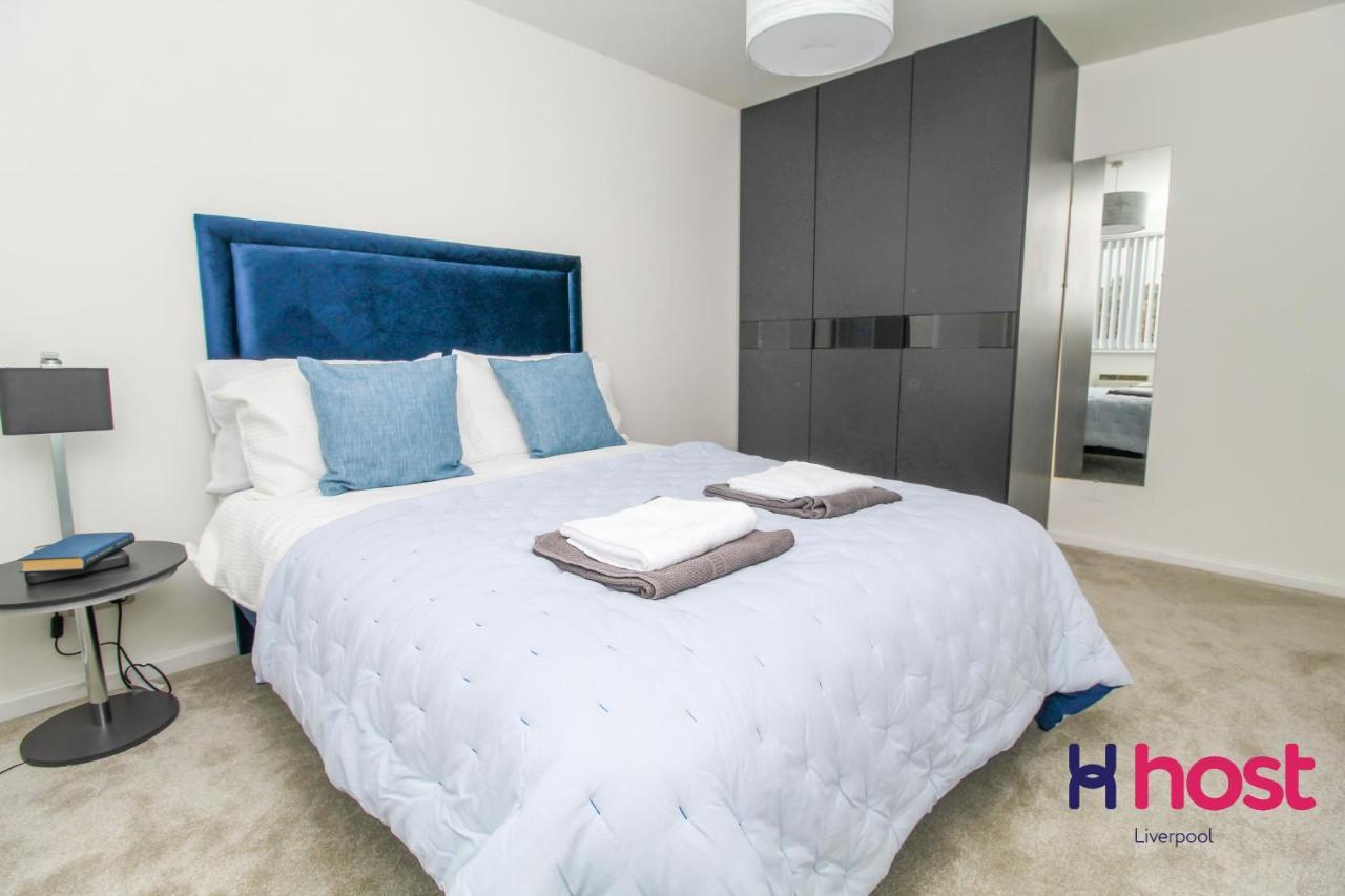 Host - Riverside Retreat By Centre With Private Parking * Liverpool
