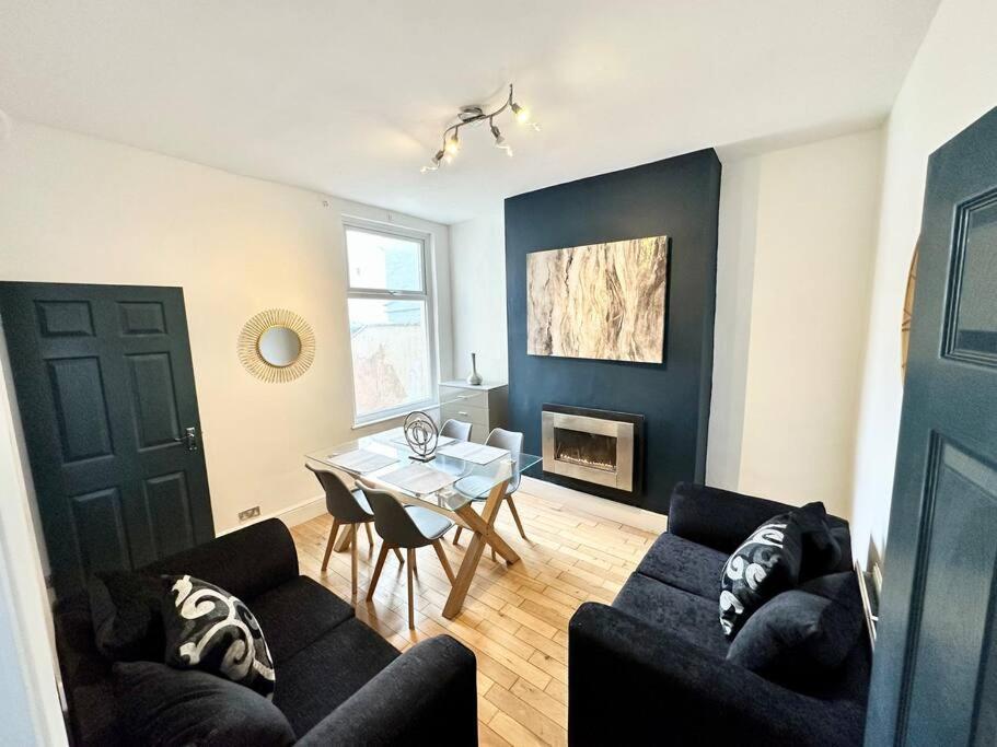Getaway Home! Holiday home Liverpool