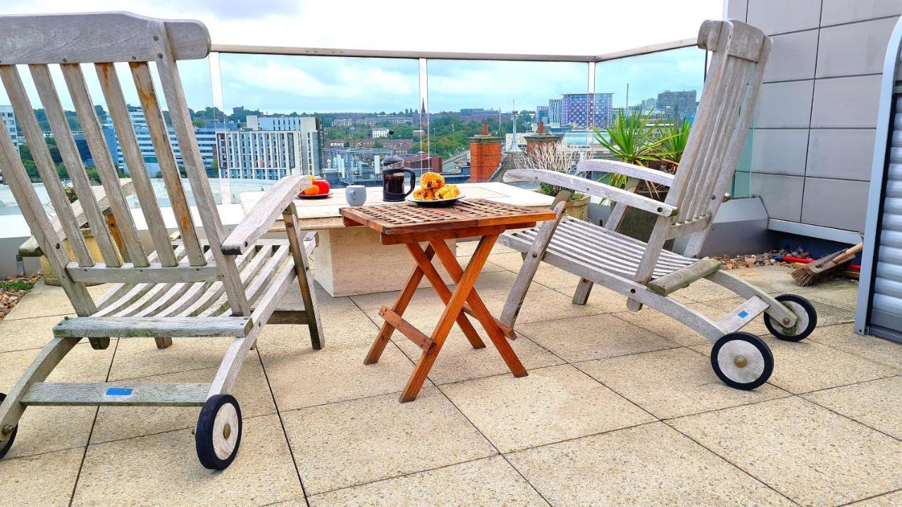 Sidemersey Livings- Unmatched Panoramic Views, Secure Parking, Beautiful Balcony- A To Remember Apartment *