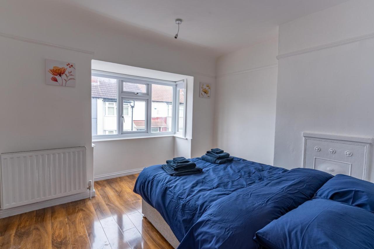 Holiday home Cheerful And Modern 3 Bdr For 7 *