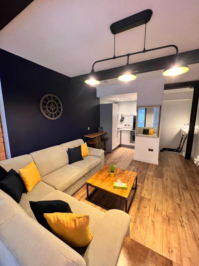 Apartment Stunning Center