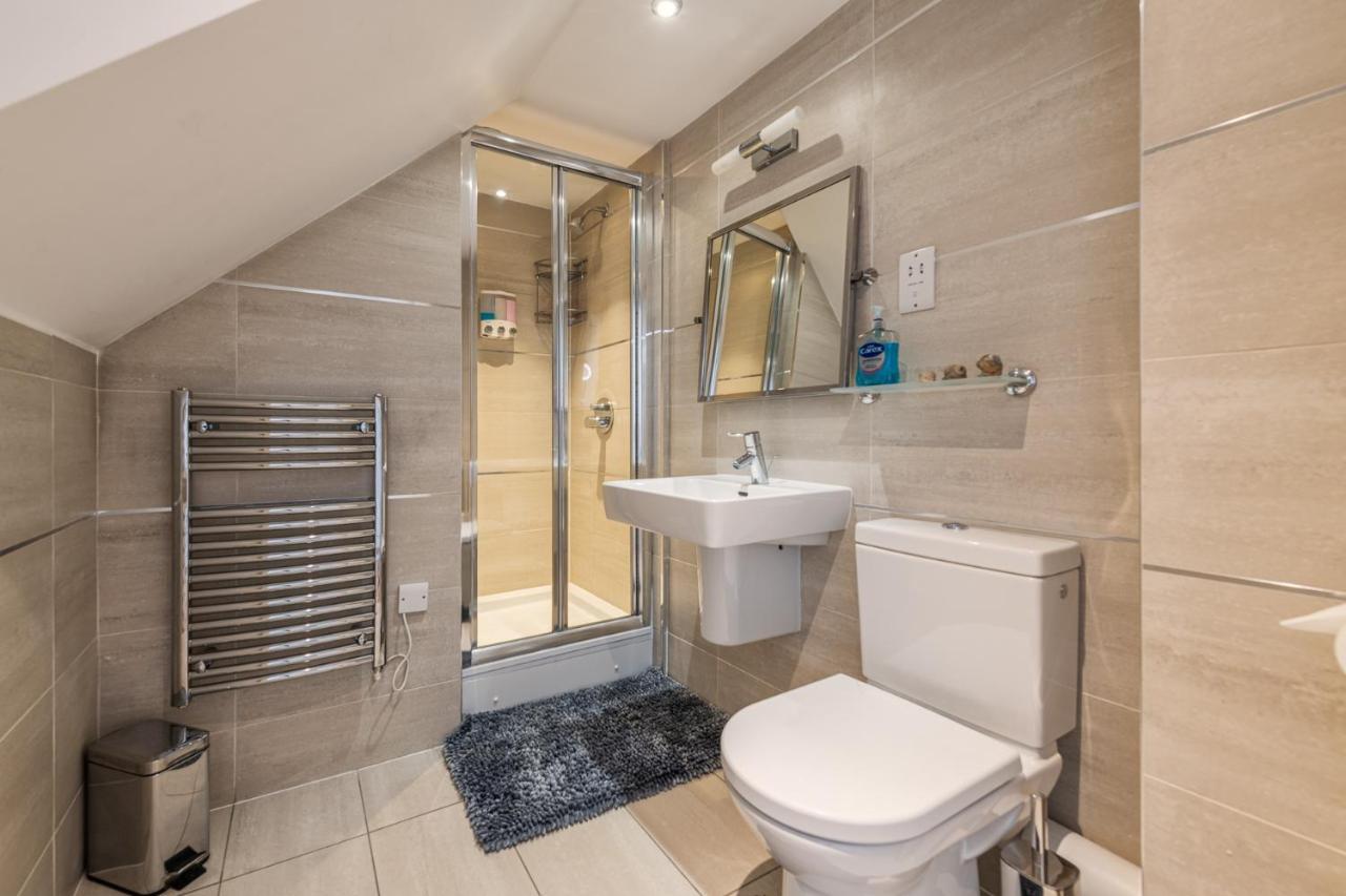 Apartment Sidemersey Livings- Unmatched Panoramic Views, Secure Parking, Beautiful Balcony- A To Remember Liverpool