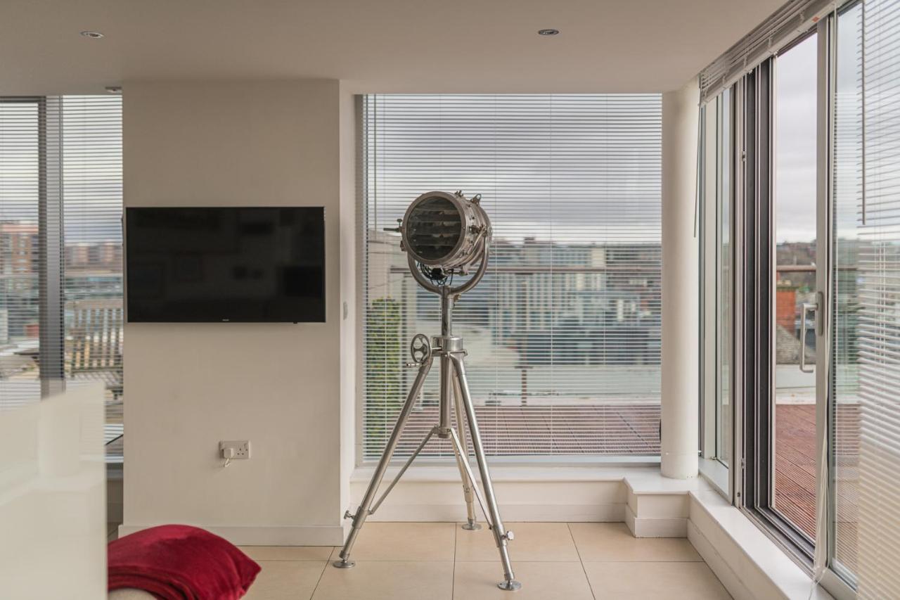 Sidemersey Livings- Unmatched Panoramic Views, Secure Parking, Beautiful Balcony- A To Remember Apartment Liverpool