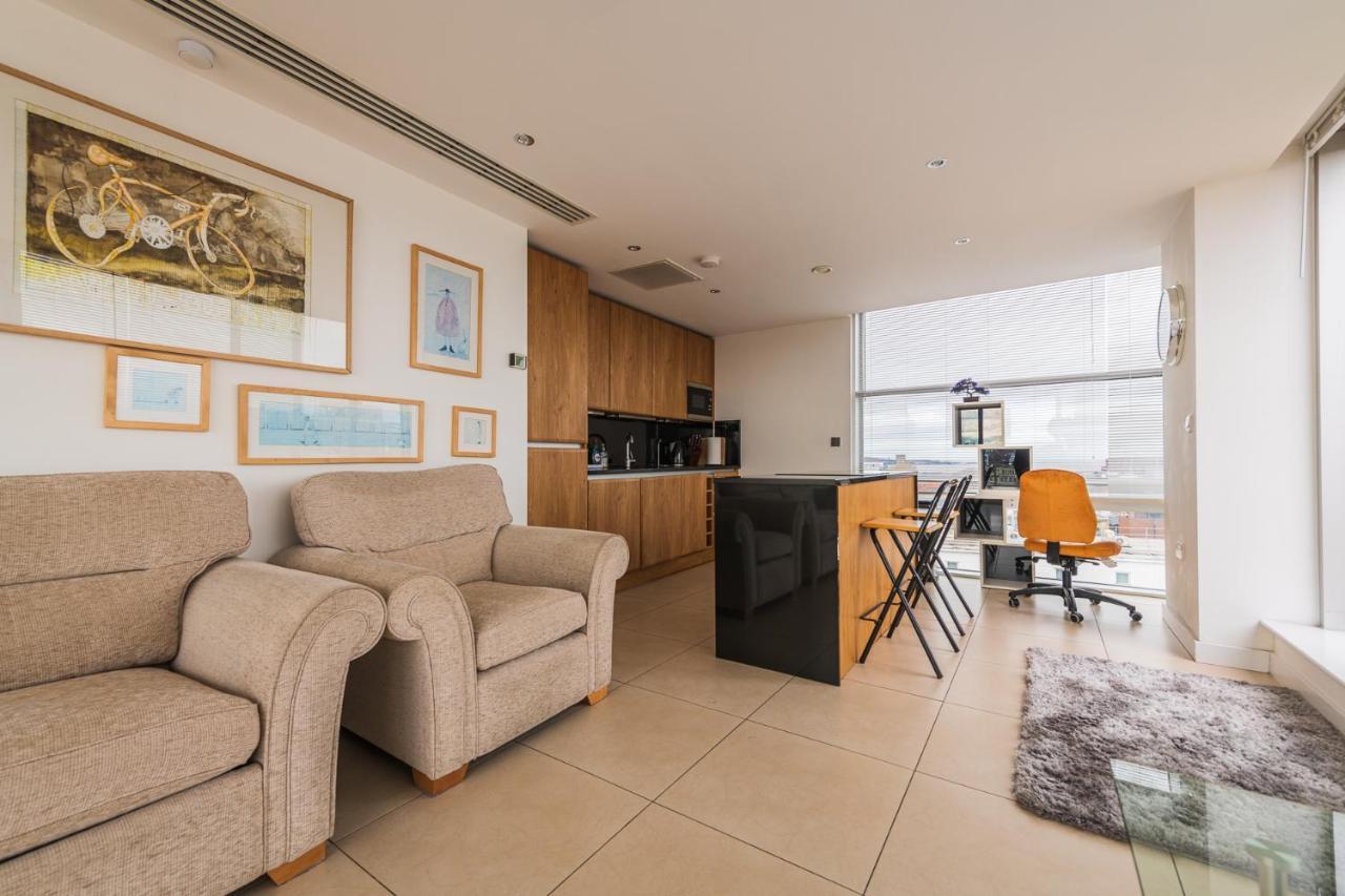 Apartment Sidemersey Livings- Unmatched Panoramic Views, Secure Parking, Beautiful Balcony- A To Remember *