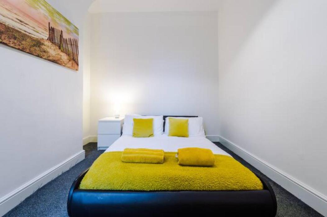 Anfield House 2 Bedroom 2 Mins From Anfield Stadium Sleeps 7