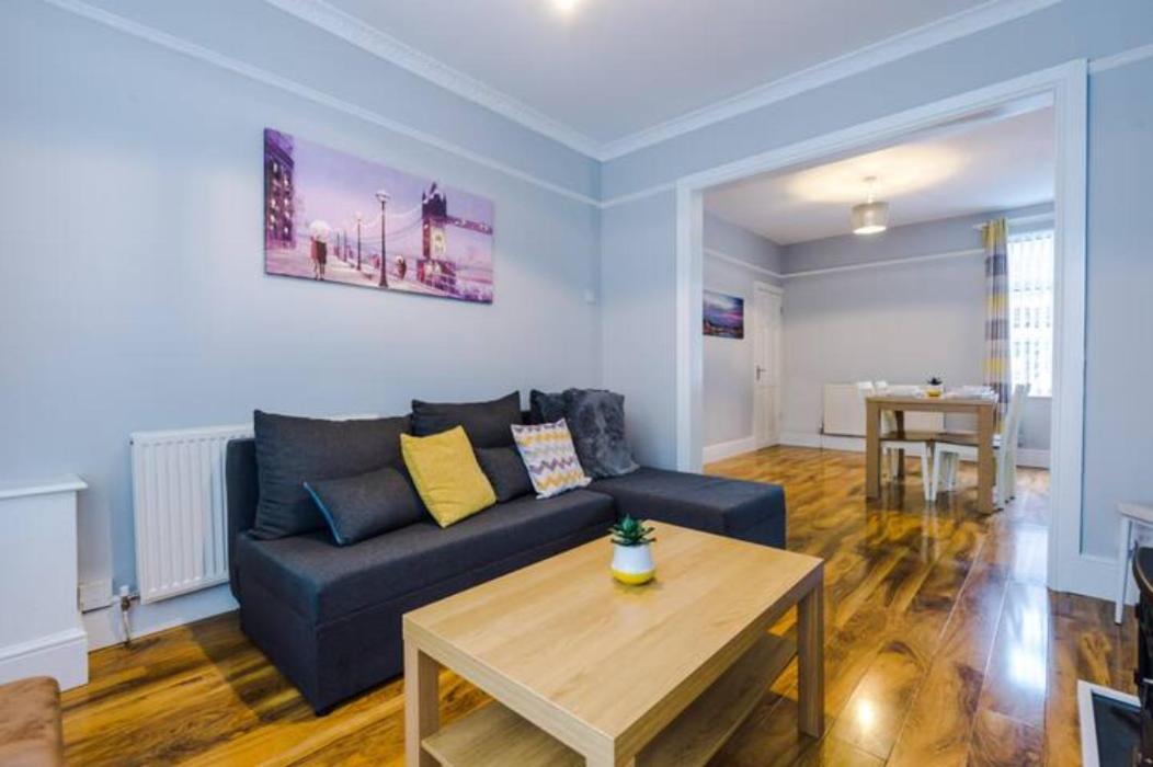 Anfield House 2 Bedroom 2 Mins From Anfield Stadium Sleeps 7 * Liverpool