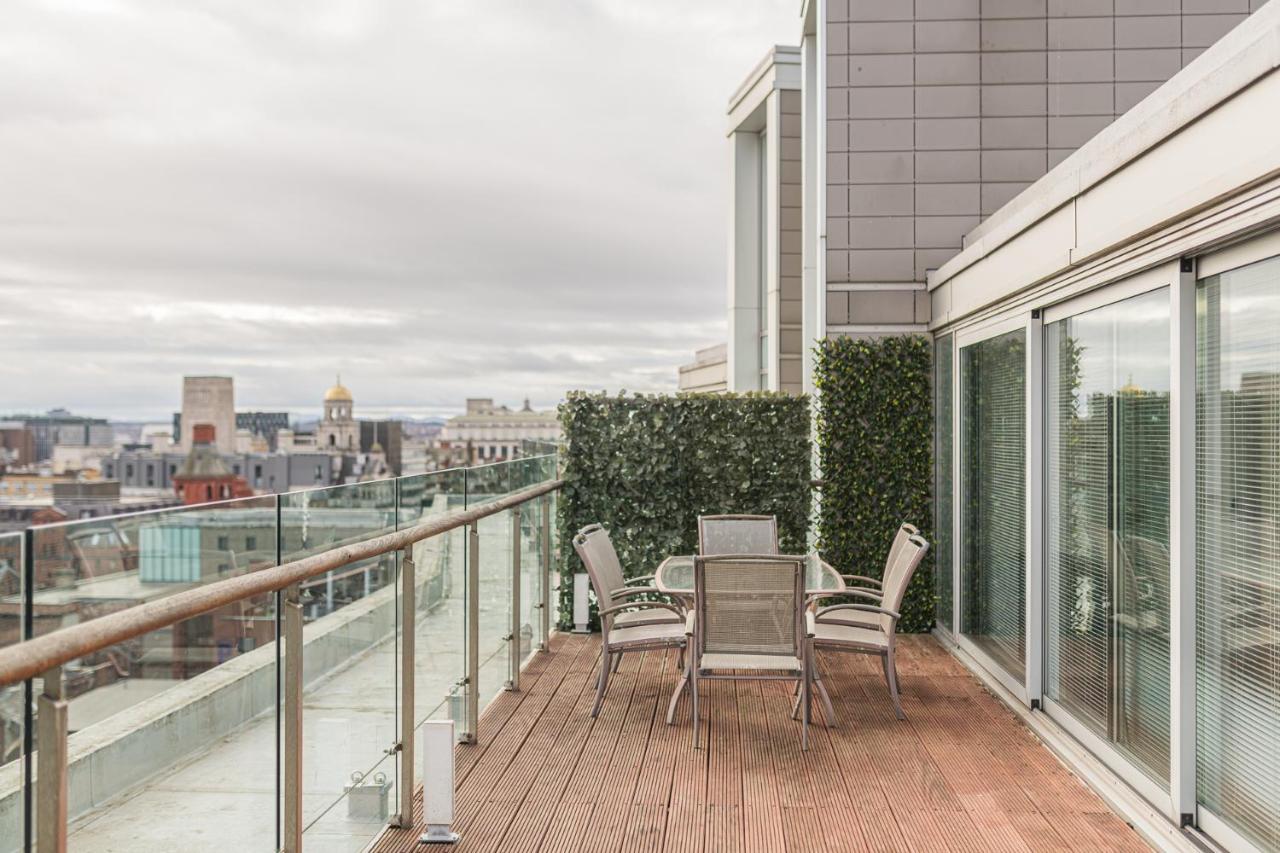 Apartment Sidemersey Livings- Unmatched Panoramic Views, Secure Parking, Beautiful Balcony- A To Remember Liverpool