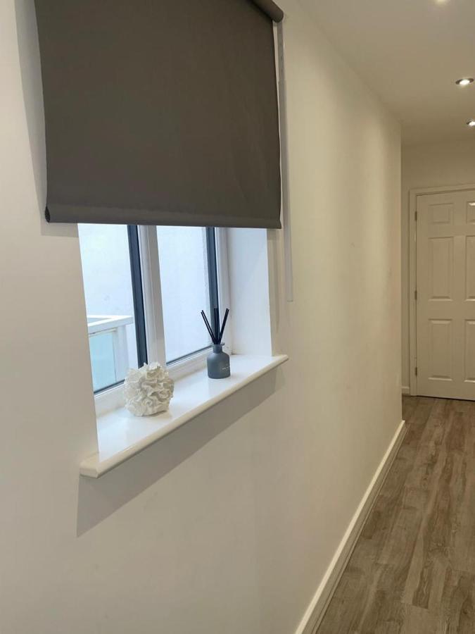 Apartment 2 Bed Penthouse In City Centre *