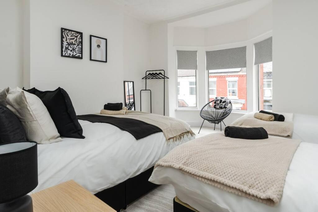 Apartment 3 Bed House