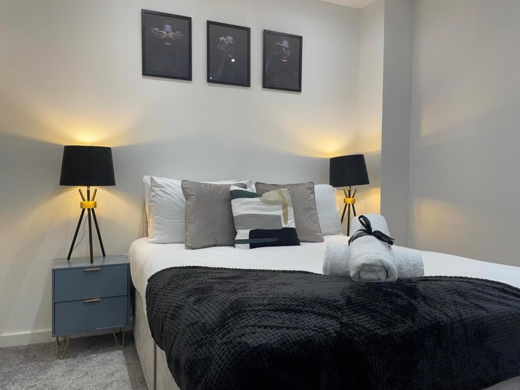 2 Bed Penthouse In City Centre Apartment Liverpool