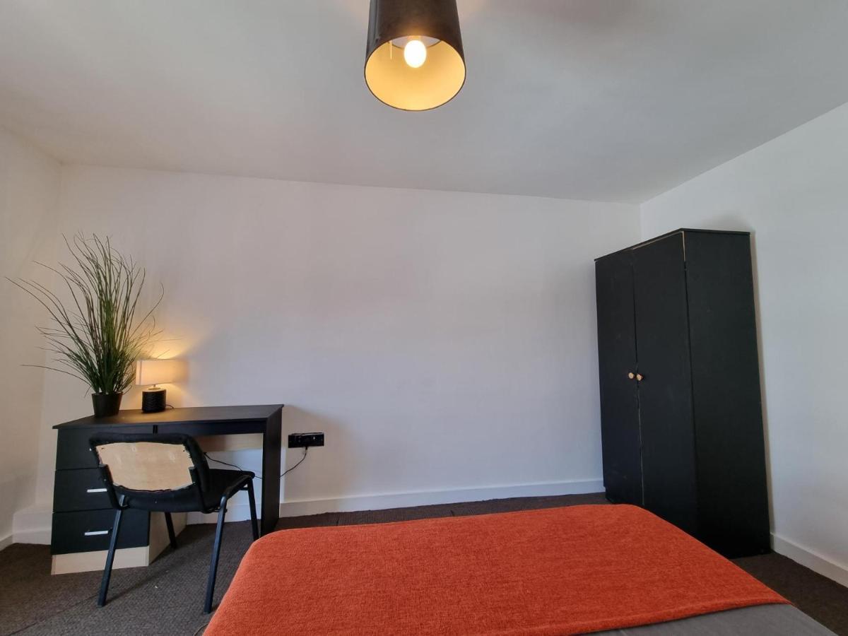 Guest house Liverpool Studios