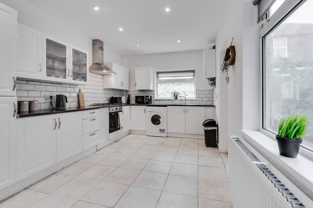 Apartment 3 Bed House Liverpool