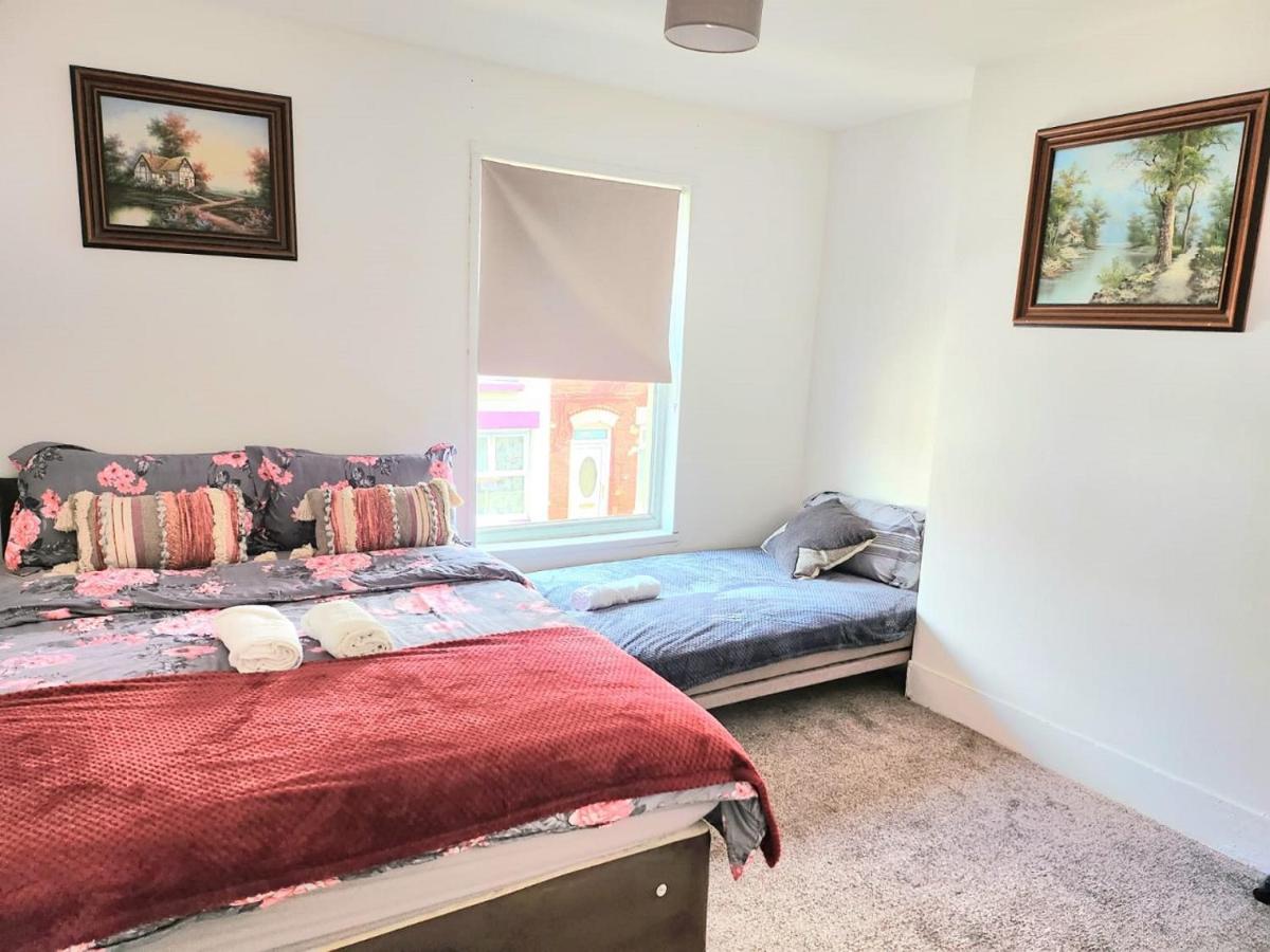 Apartment Hawkins Town House Near City Ctr And All Amenities *