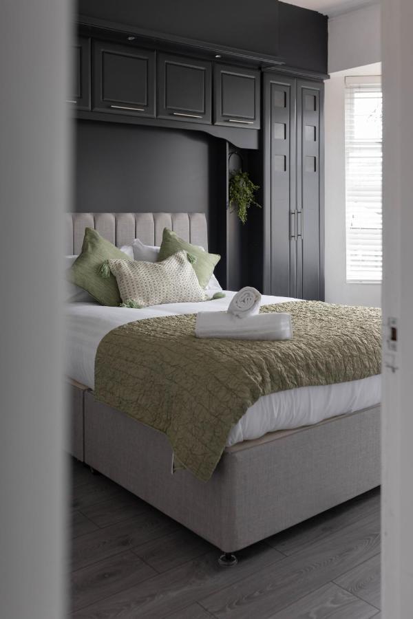 Holiday home Host - Elegant Anfield Getaway Liverpool