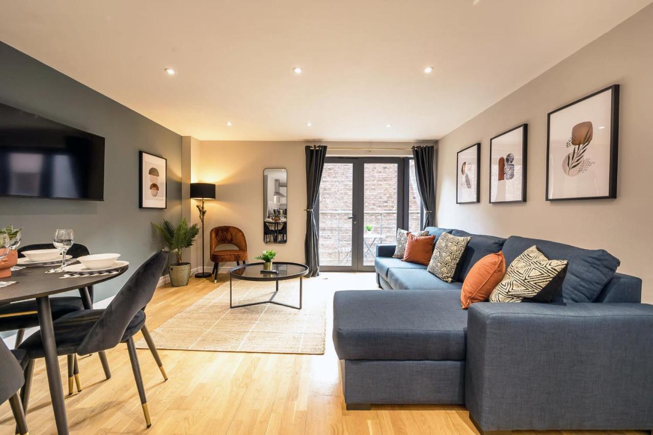 Host & - Duke Street Abode Apartment