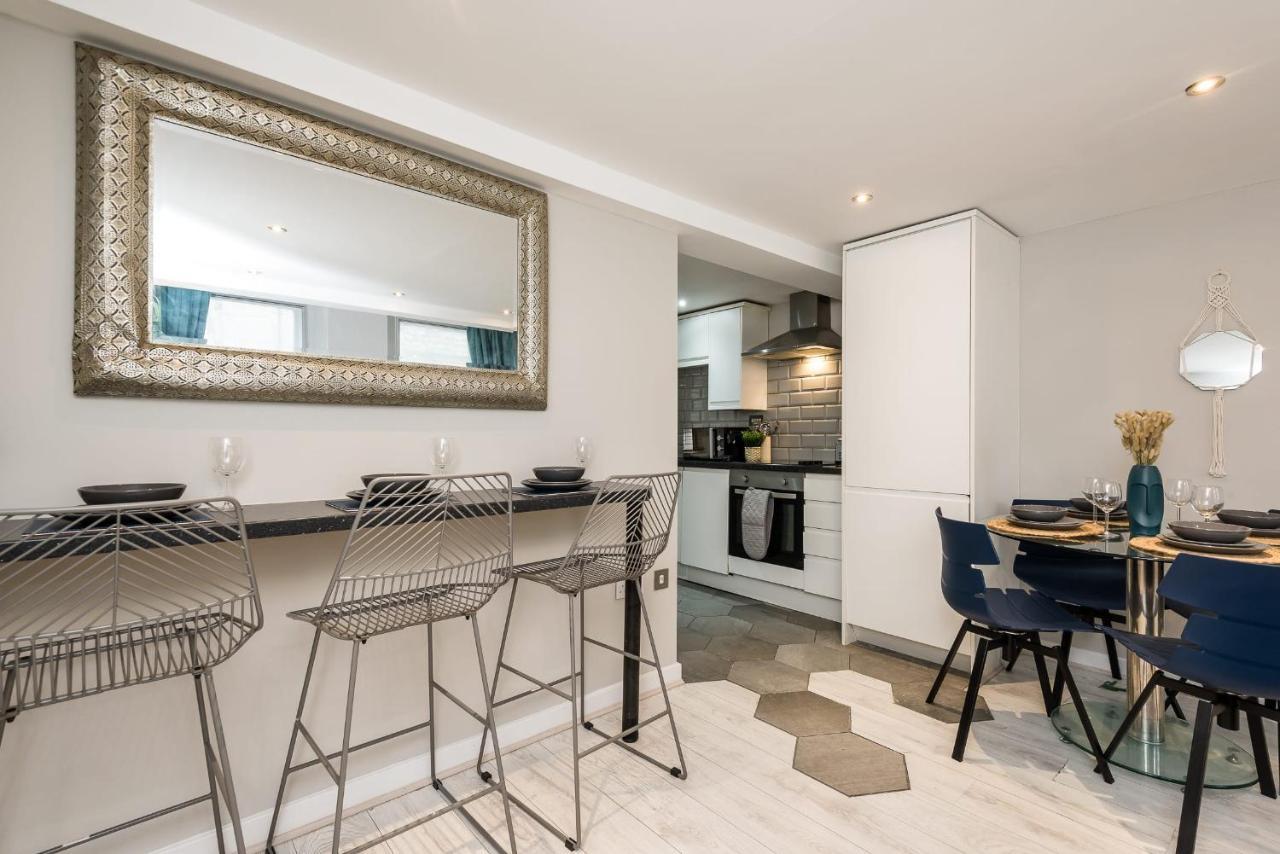 Apartment Host & - City Centre Duplex