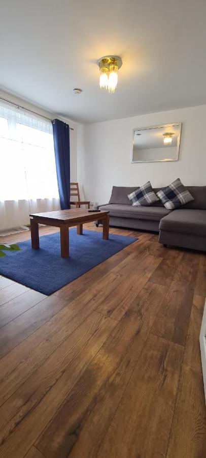 Apartment Lovely House 6 Mins Drive To Town Sleeps 1 To 6 Liverpool