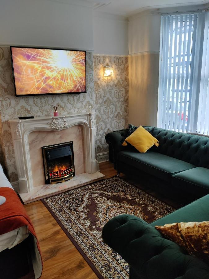 Lux Homestay Liverpool
