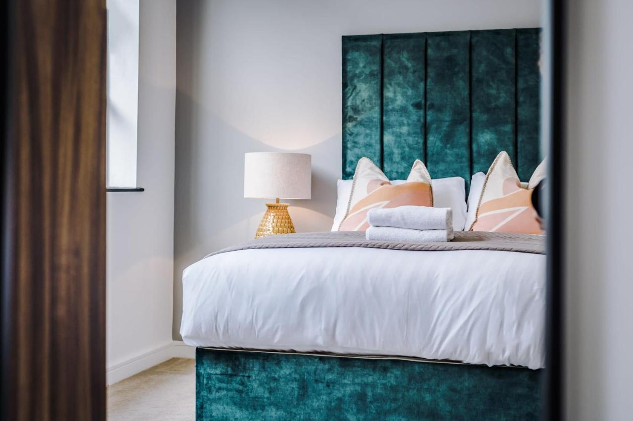Apartment Host & - Manhattan House 8