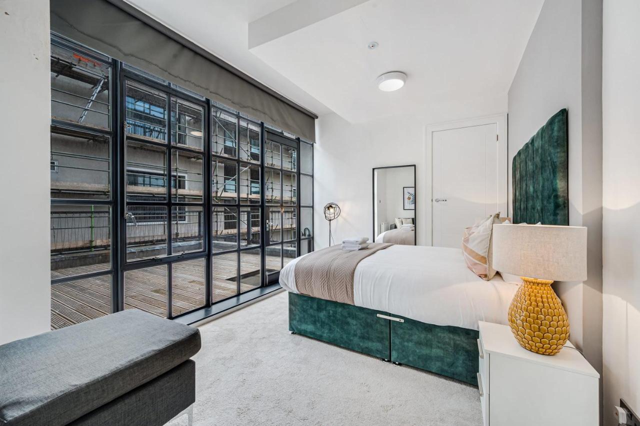 Apartment Host & - Manhattan House 8