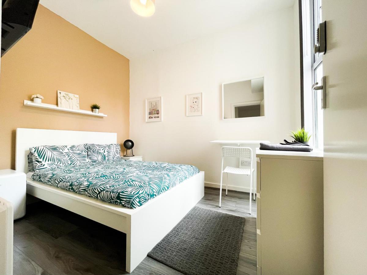Homestay Charming Retreat In The Heart Of The City