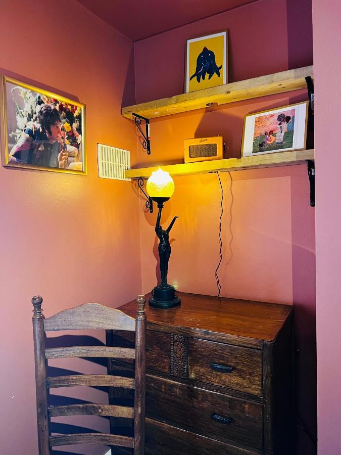 Centre Flat, Free Parking, Period