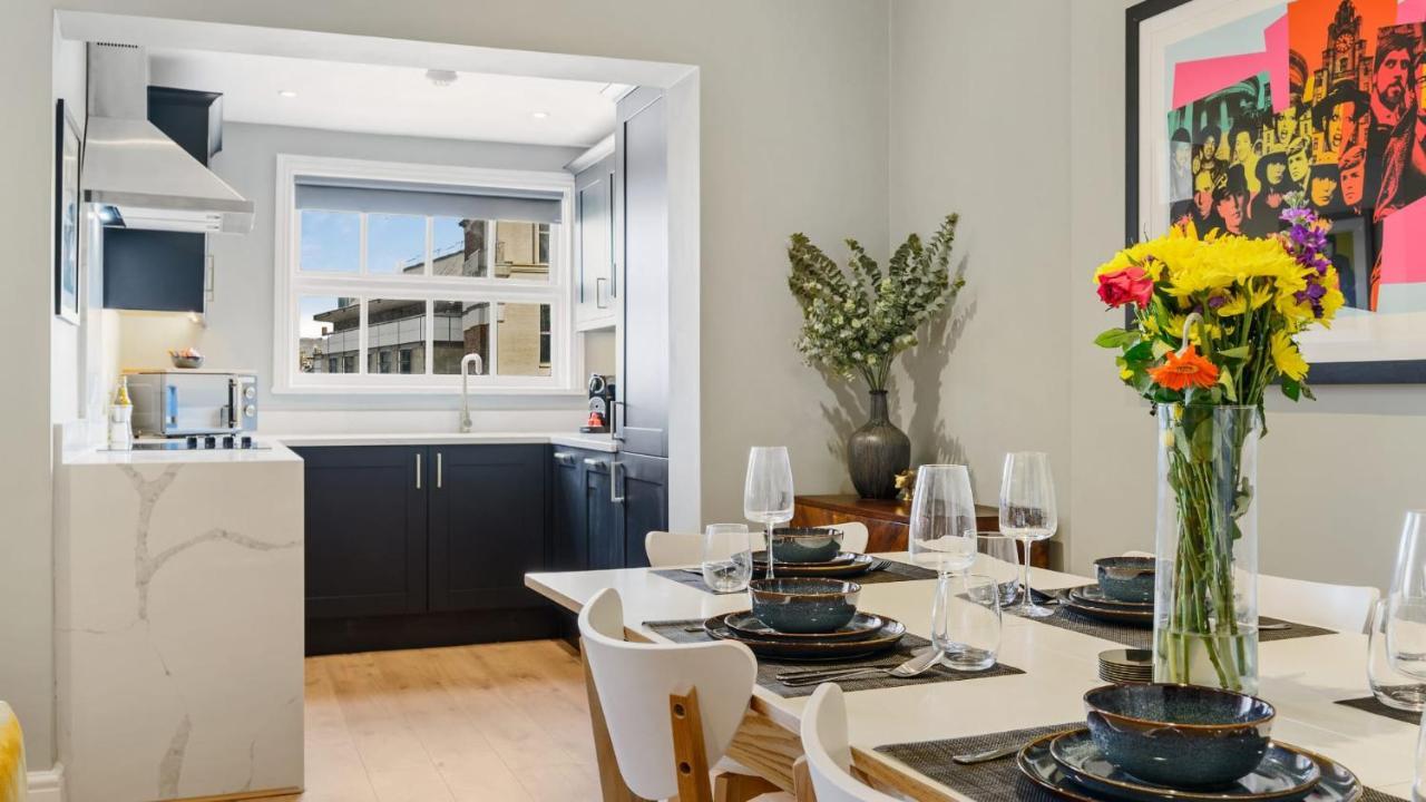Host & - Upper Duke Street Apartment *