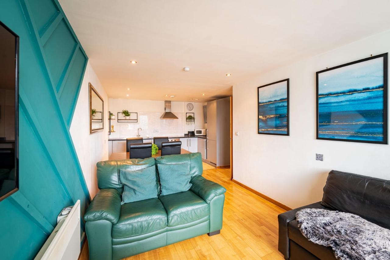 Apartment Sidemersey Livings- Convenient And 2-bedroom Haven In L1