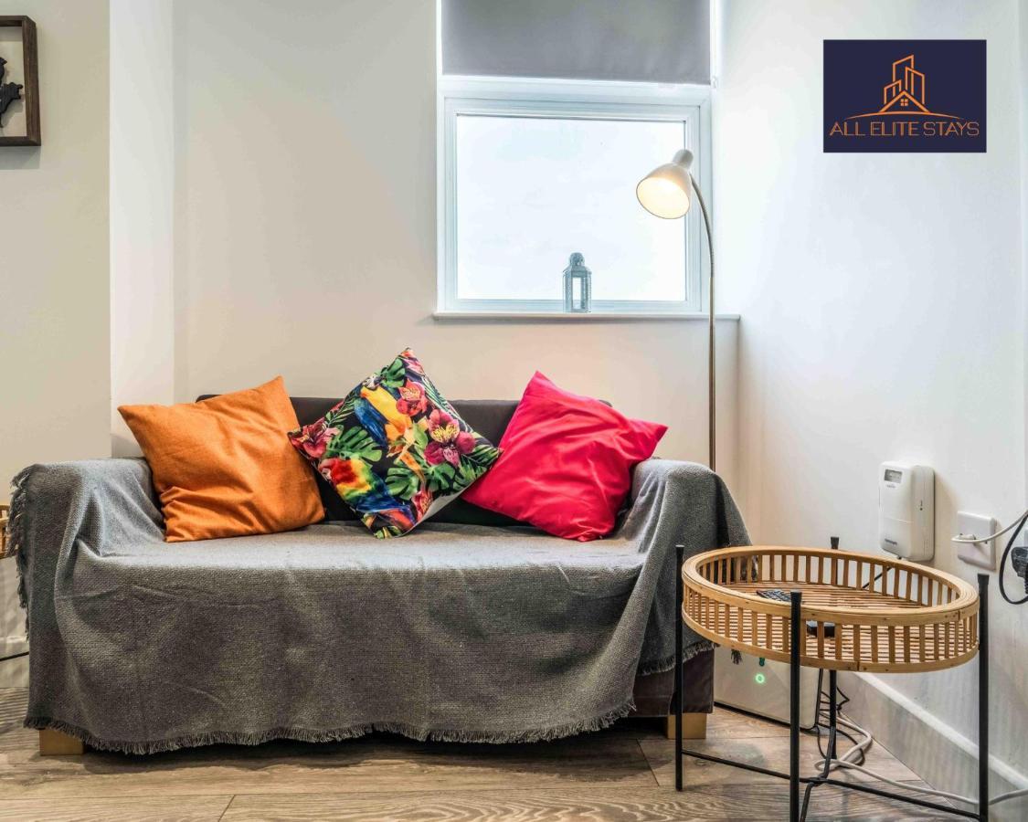 Apartment Swan House: Cozy Centre With Free Parking