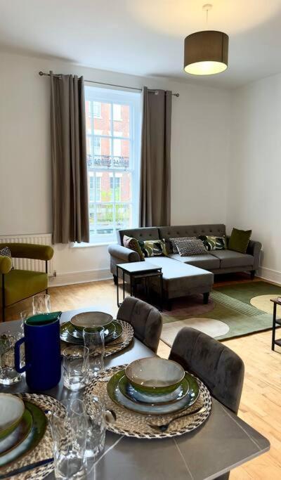 The Quirky Quarter- 2bedrooms * Liverpool
