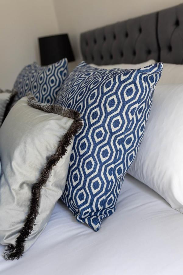 Penny Lane Modern Retreat *