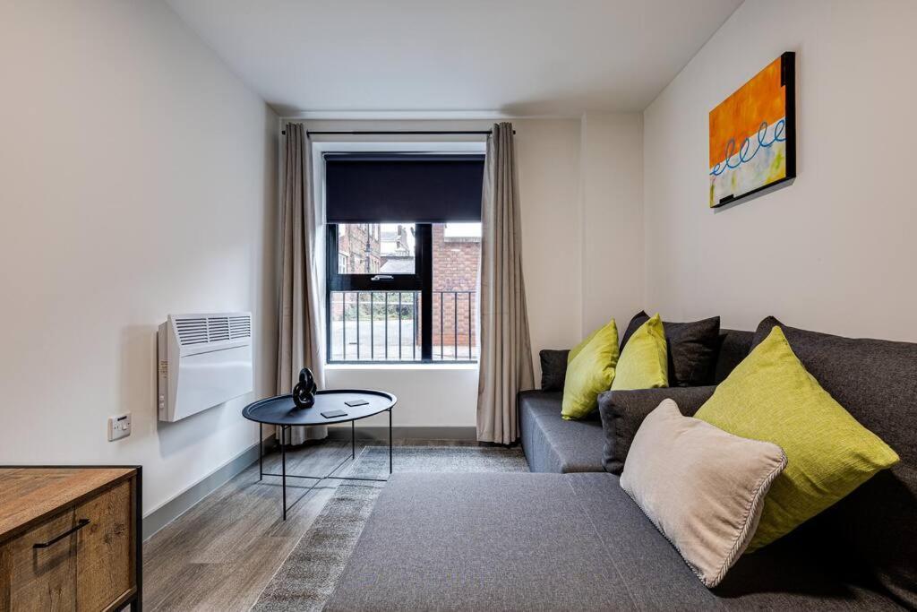 Modern & Centrally Located Liverpool