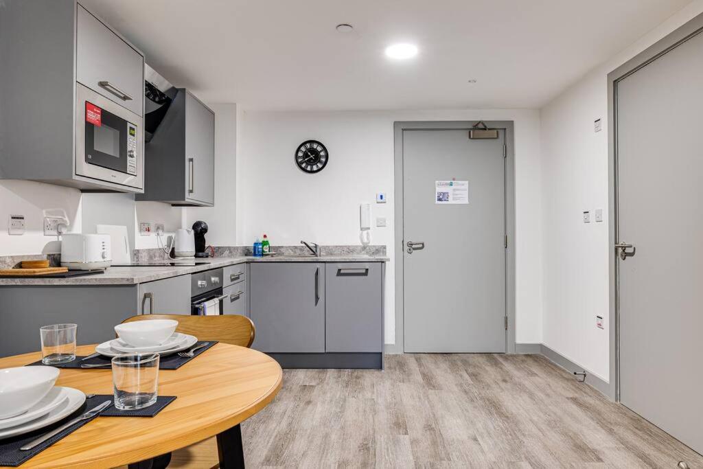 Apartment Modern & Centrally Located *
