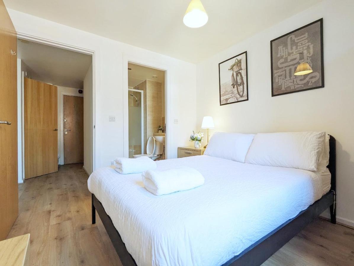 2-bedroom Apt Near Key Attractions Free Parking Apartment *