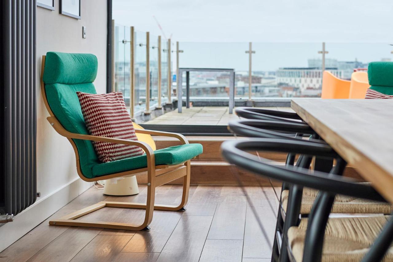 Host & - The Knight Street Penthouses *
