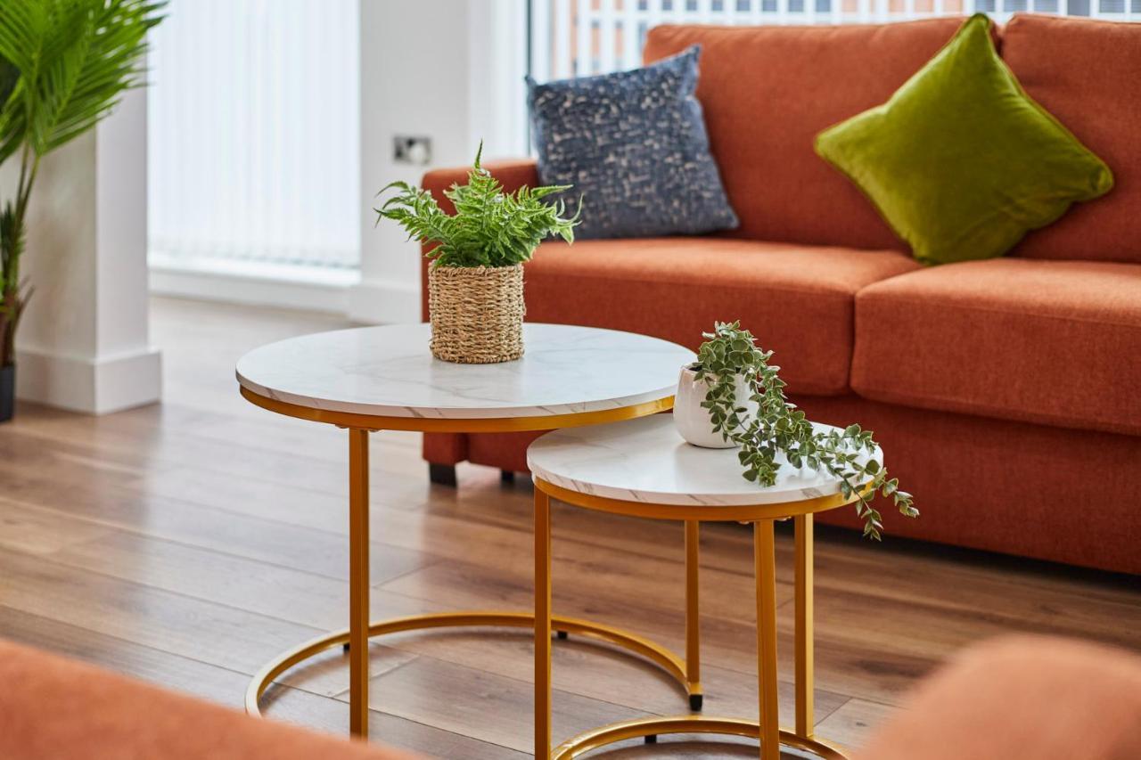 Host & - The Knight Street Penthouses Apartment