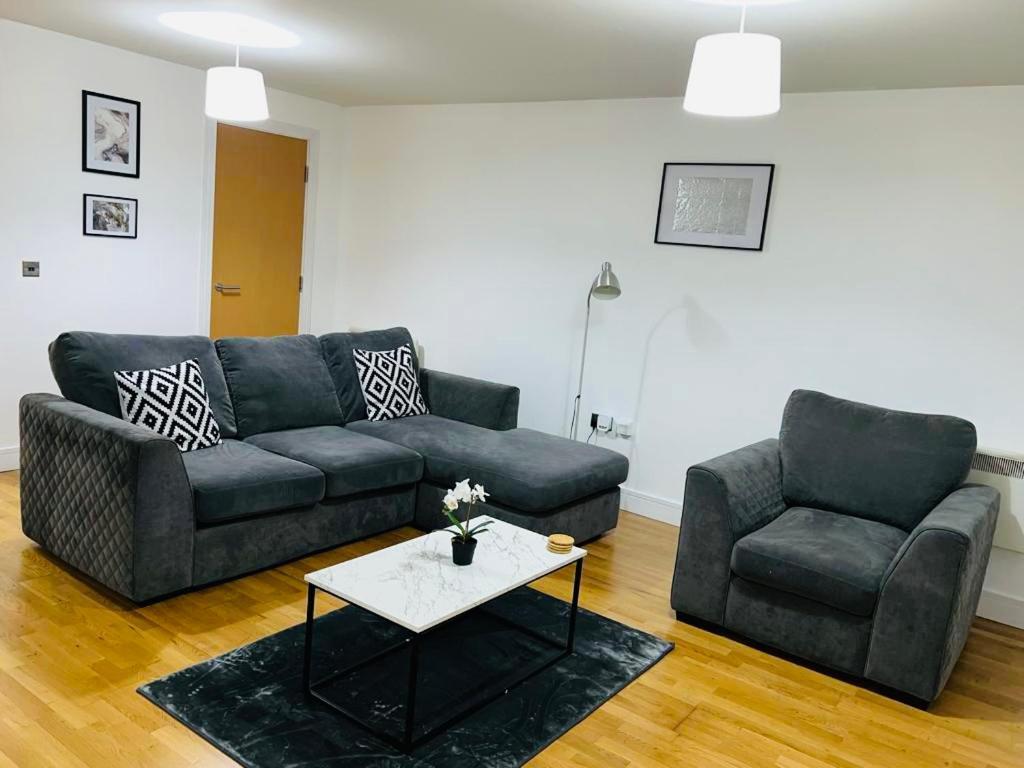 2 Bedroom City Centre Getaway - Duke Street *
