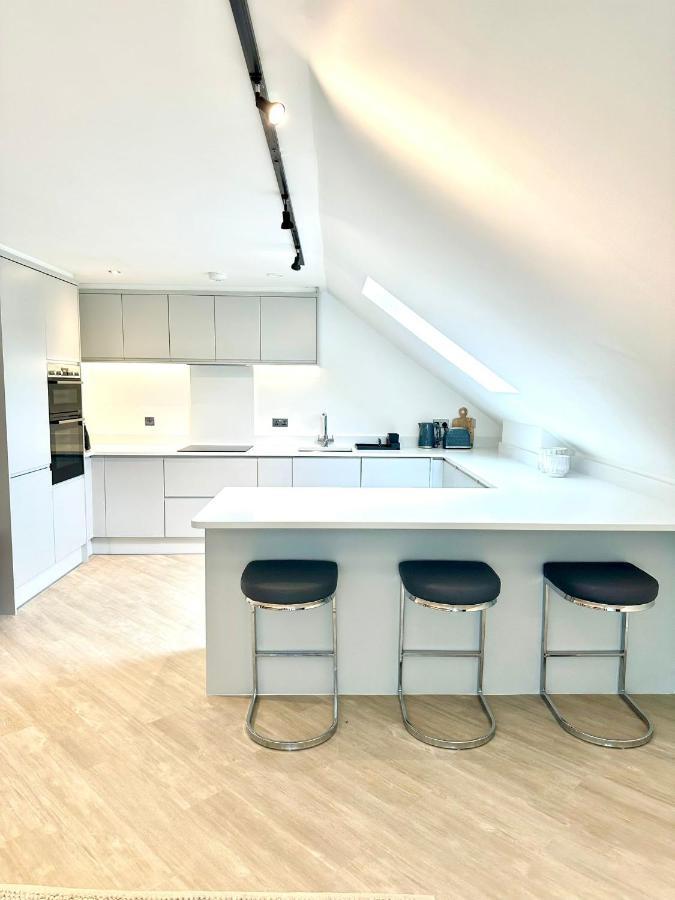 2 Bedroomed By Sefton Park And Spire Hospital Apartment Liverpool