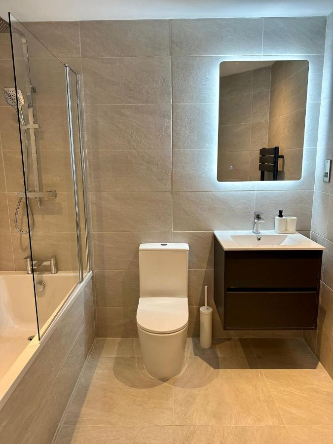 2 Bedroomed By Sefton Park And Spire Hospital Liverpool