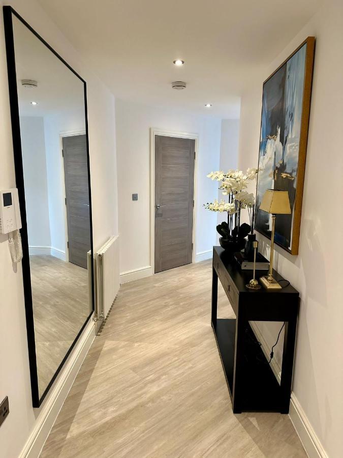 2 Bedroomed By Sefton Park And Spire Hospital * Liverpool