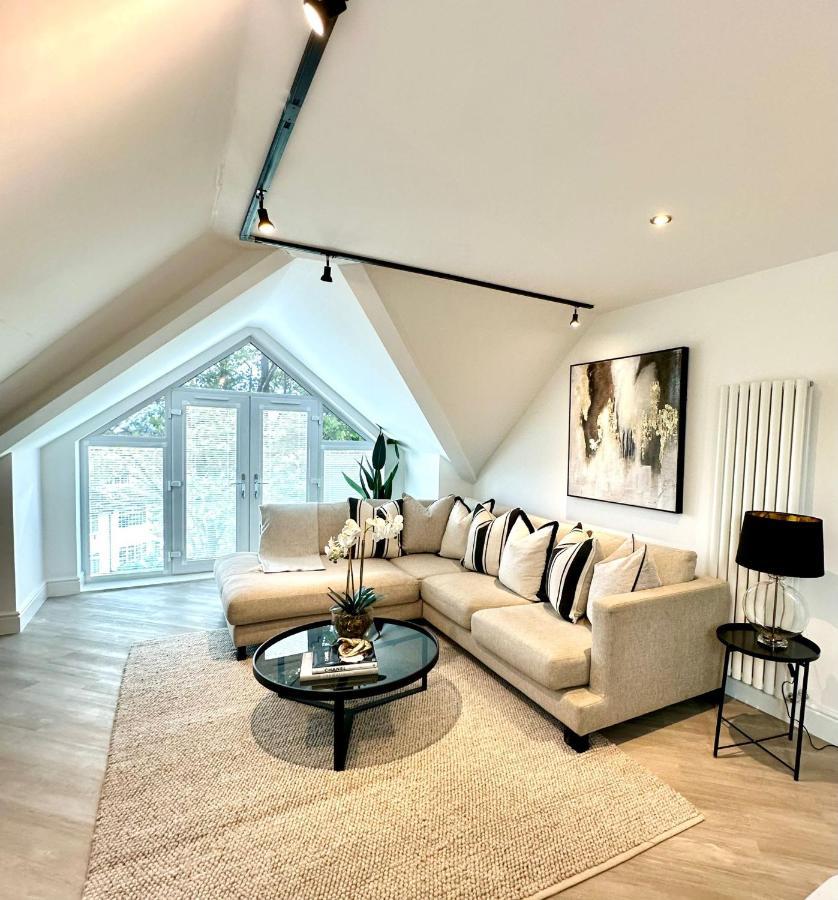 2 Bedroomed By Sefton Park And Spire Hospital Apartment Liverpool