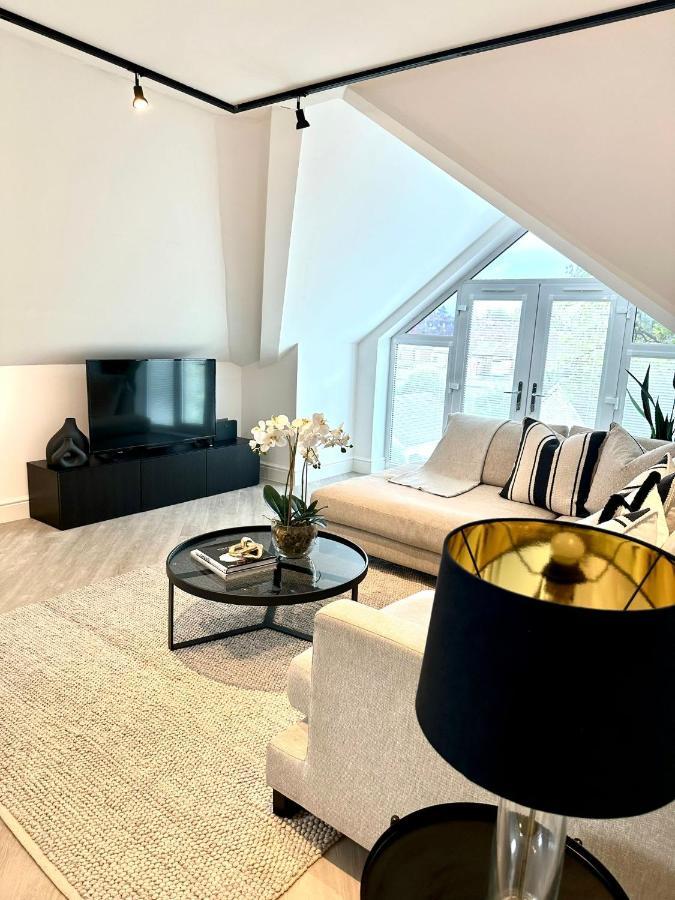 2 Bedroomed By Sefton Park And Spire Hospital Apartment Liverpool