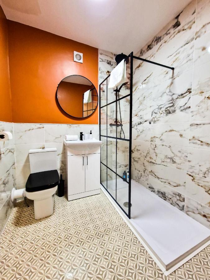 Modern And Spacious Apartment! * Liverpool