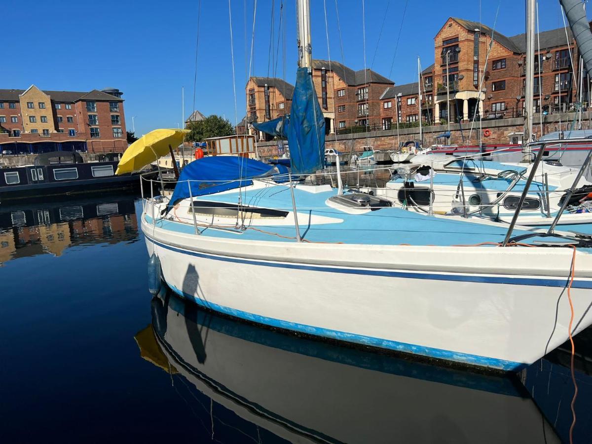 Boats Sleeping 4 In Marina