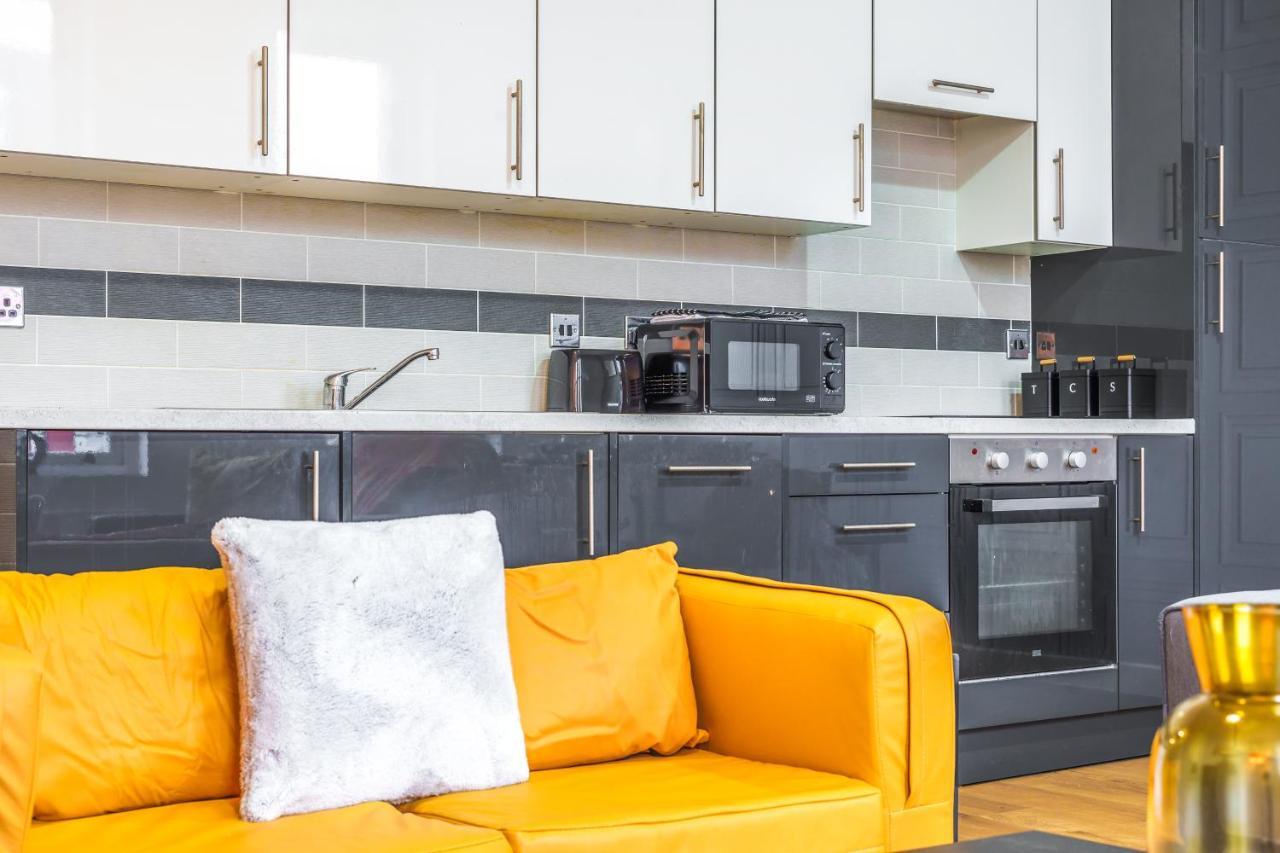 Centre 2 Bedroom - Ideal For Guest Types Apartment