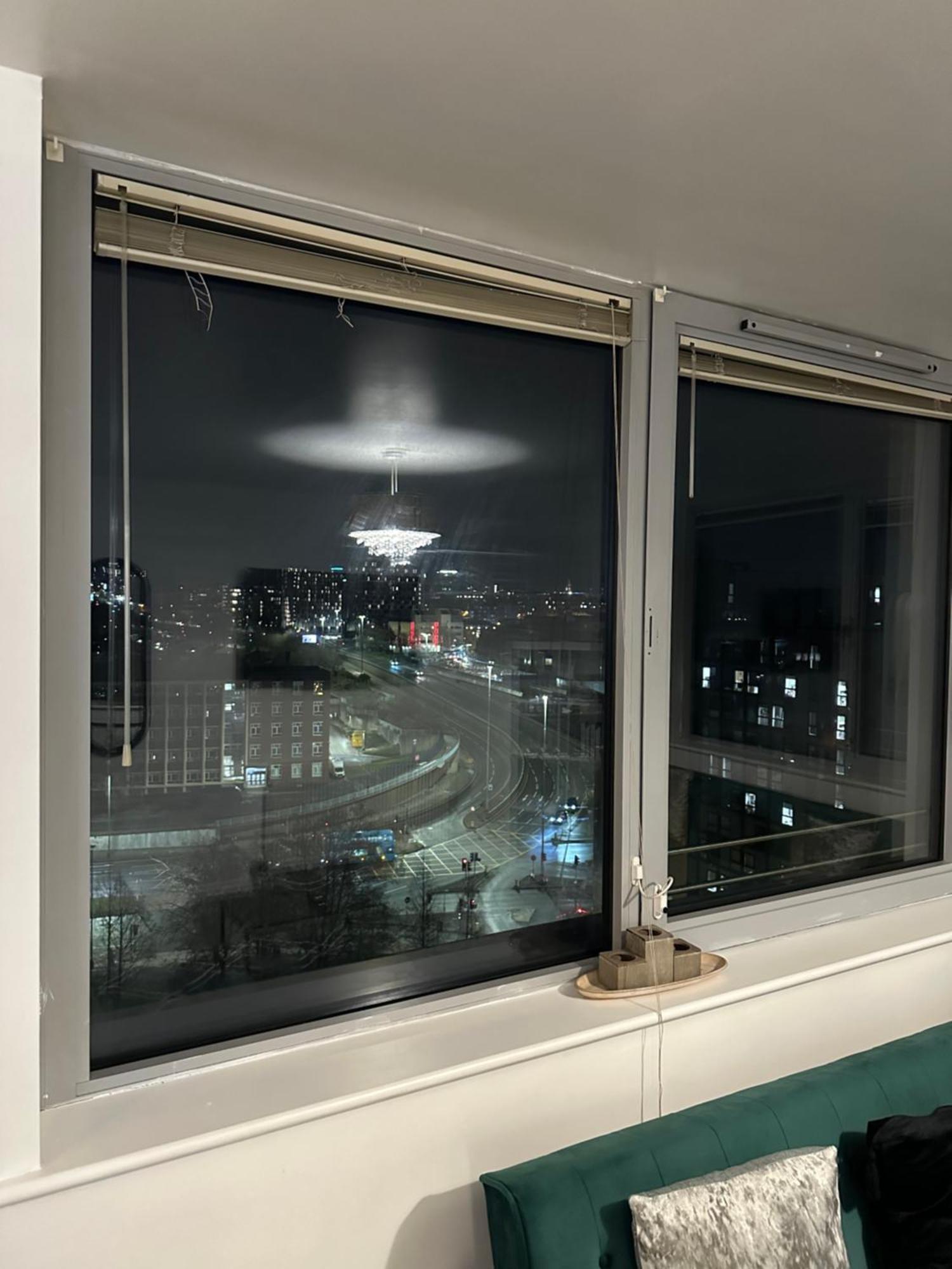 Centre 2 Bed Free Parking Apartment