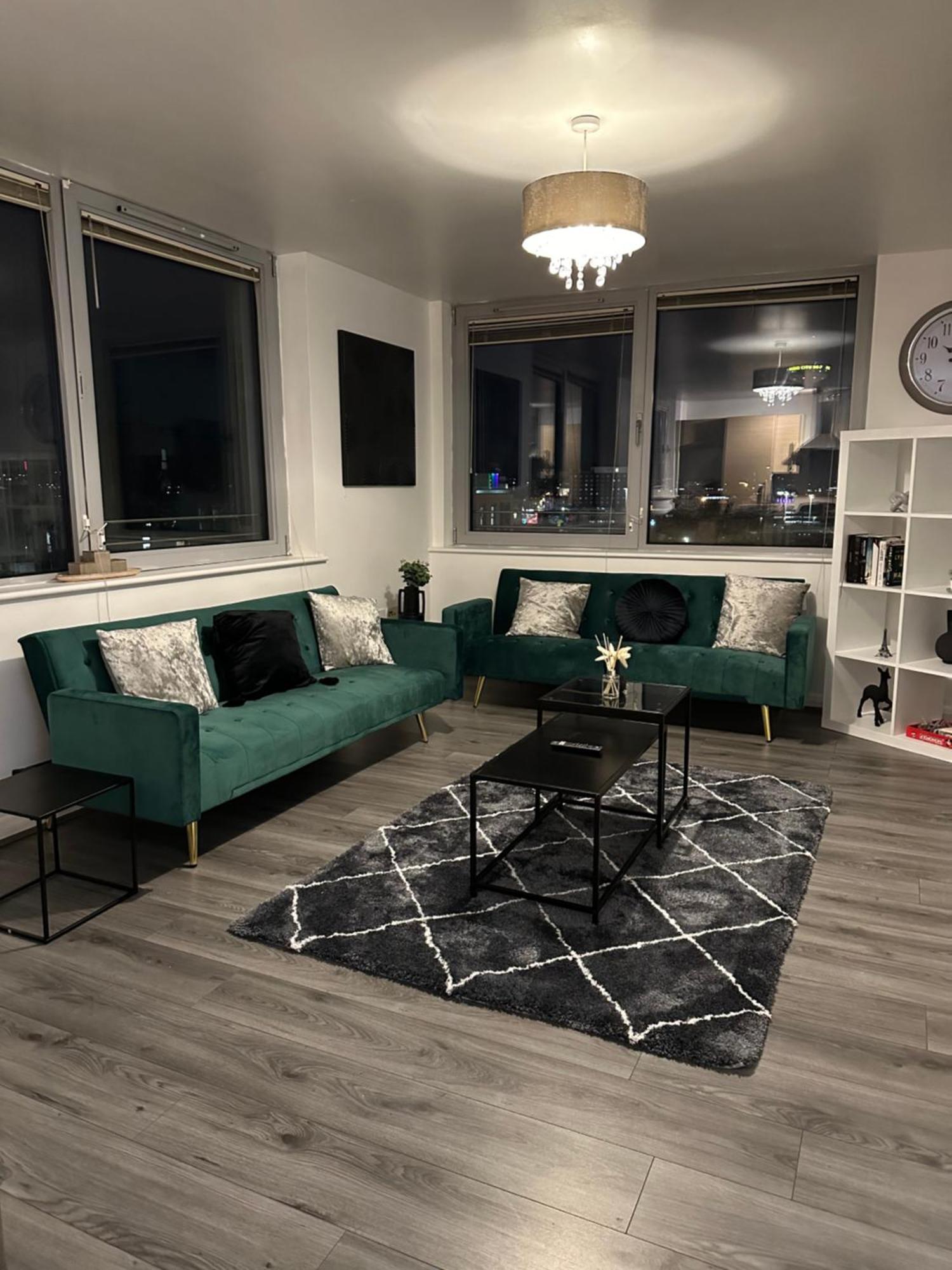 Apartment Centre 2 Bed Free Parking